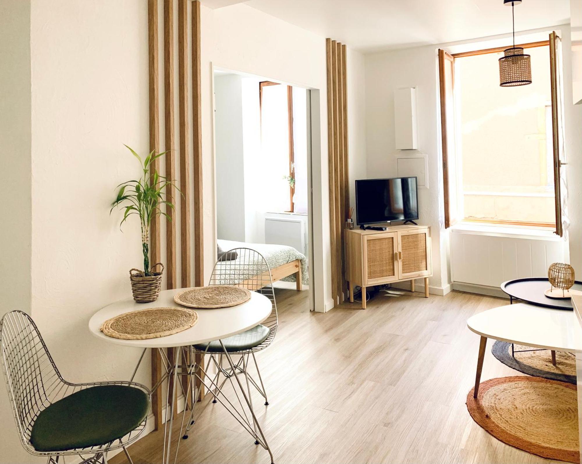 Charmant Appartement Au Coeur De Neuville - Lyon A 20Mn Neuville-sur-Saône Exterior foto